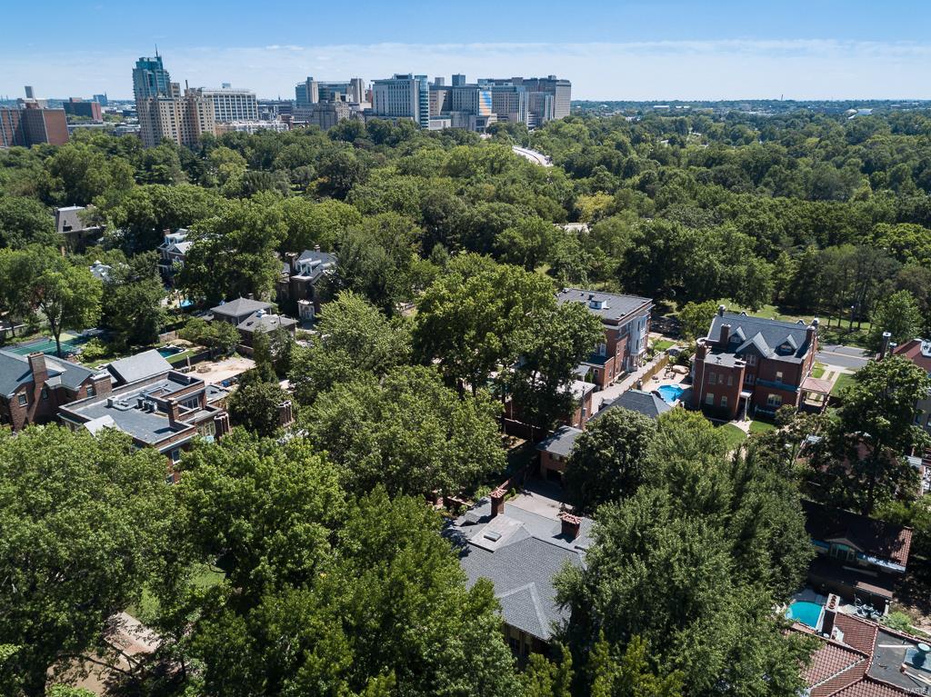 Westmoreland Place - Residential