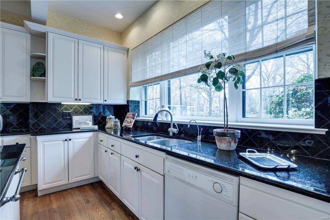 Westmoreland Place - Residential