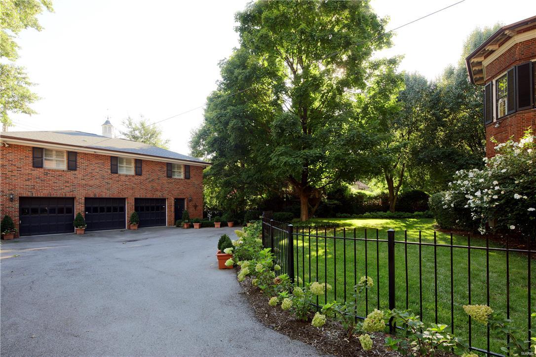 Westmoreland Place - Residential