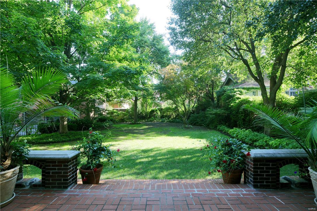 Westmoreland Place - Residential