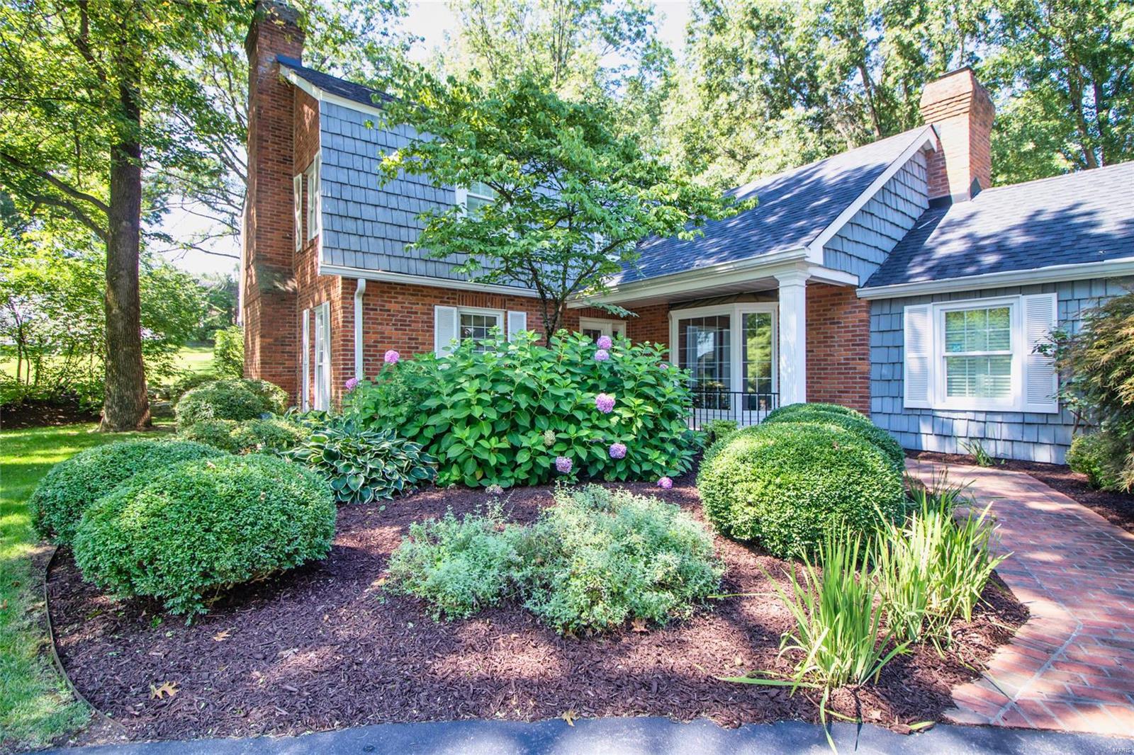 Bellerive Country Club Grounds - Residential