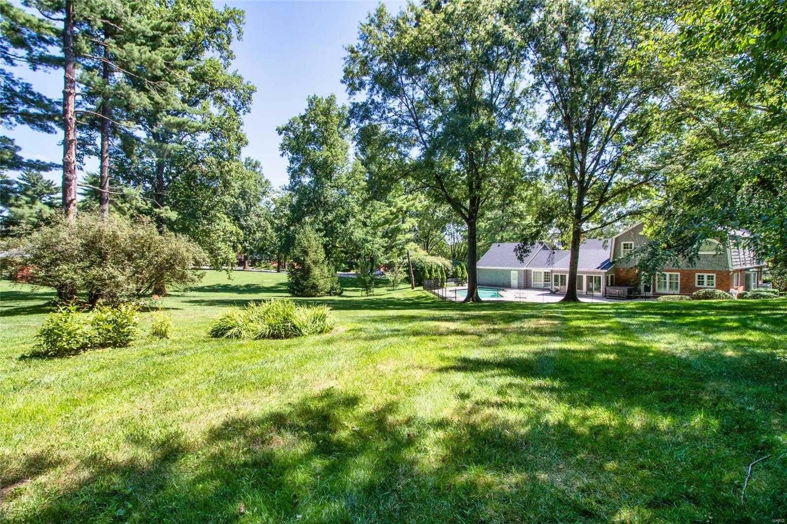 Bellerive Country Club Grounds - Residential