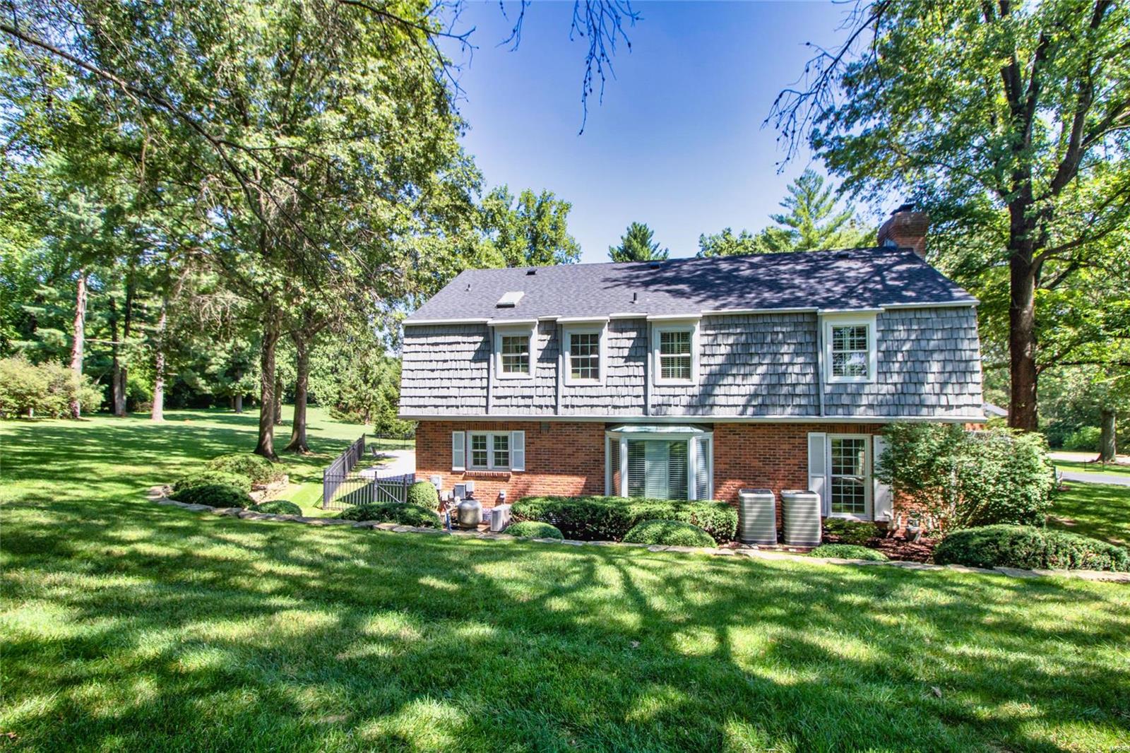 Bellerive Country Club Grounds - Residential