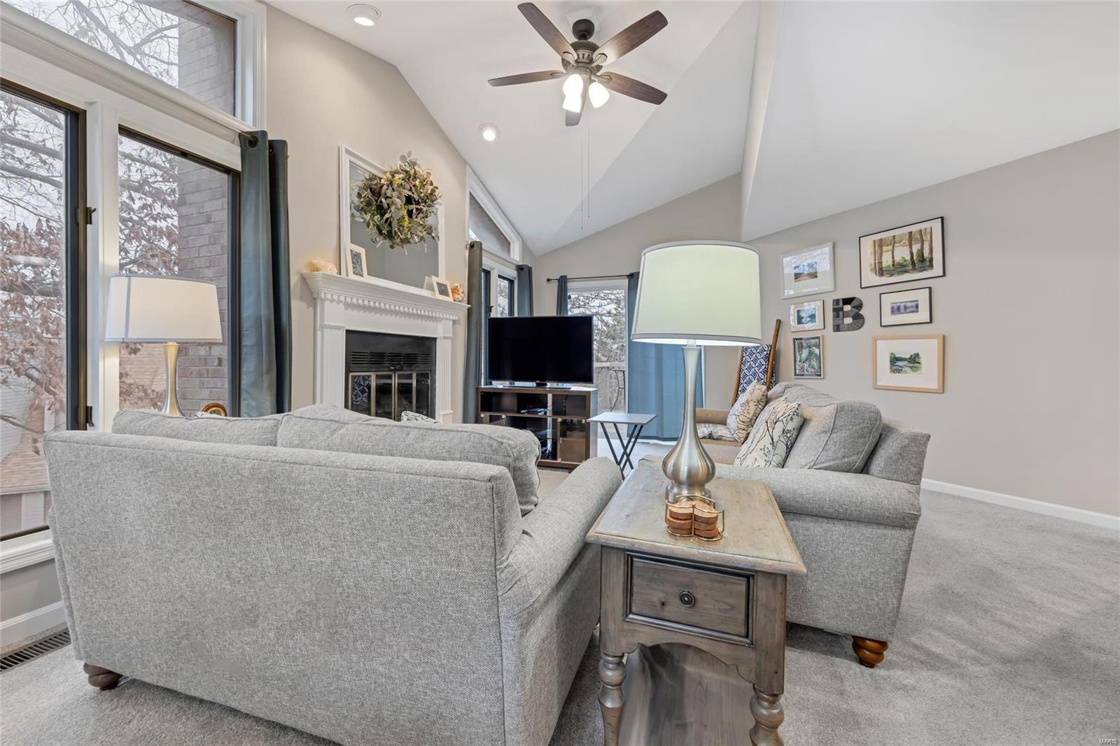 Unincorporated, Missouri 63131, United States, 3 Bedrooms Bedrooms, ,3 BathroomsBathrooms,Residential,Active,90802