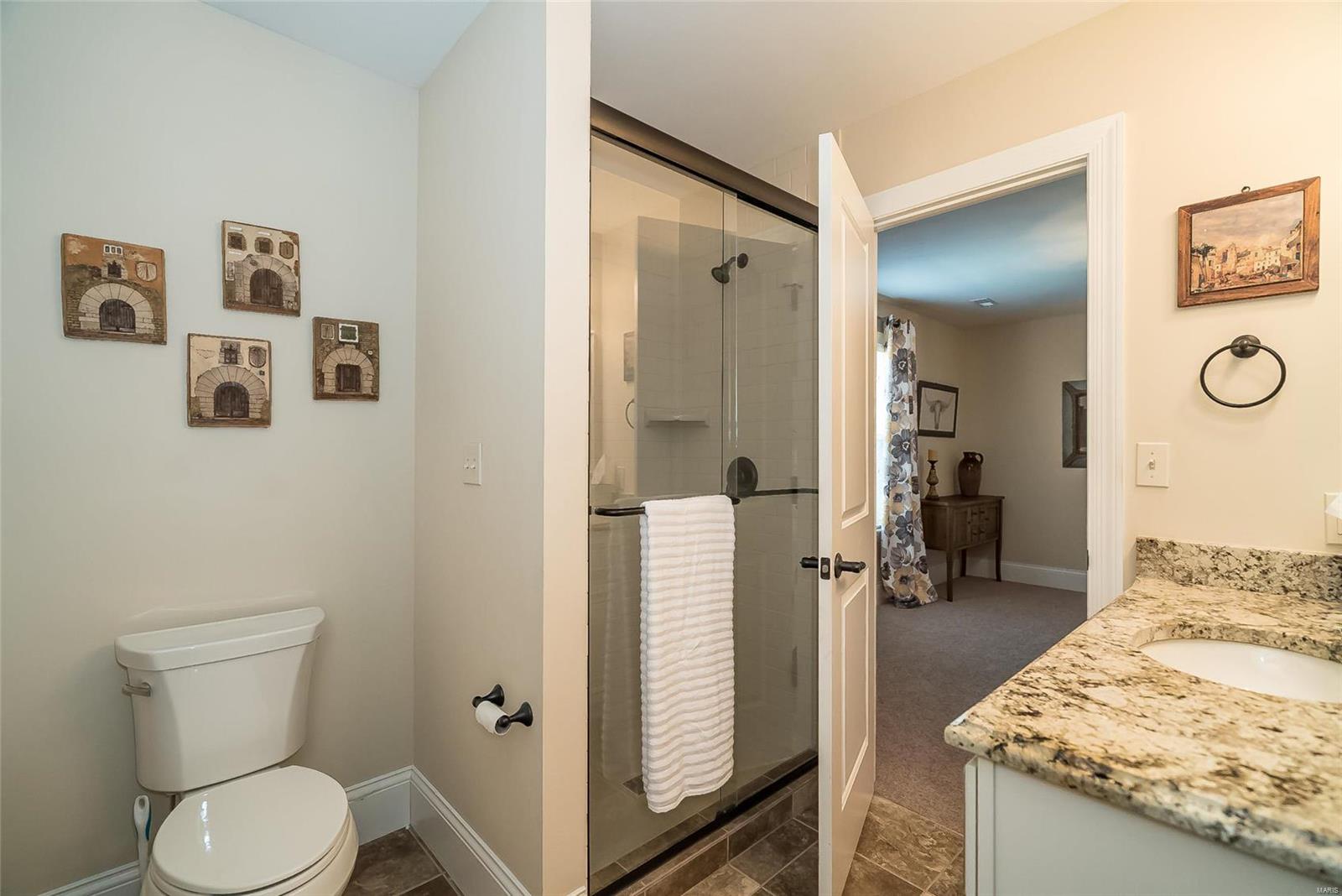 Ladue Court - Residential