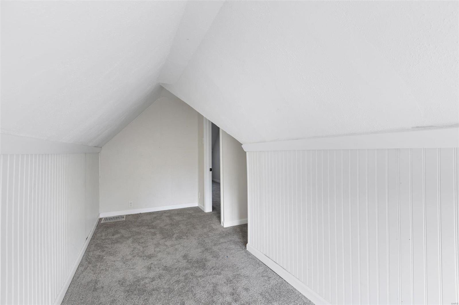 St Louis Commons Add - Residential