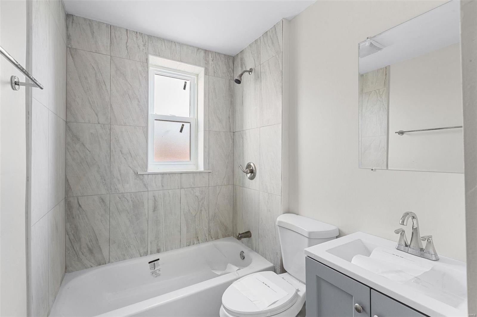 St Louis Commons Add - Residential