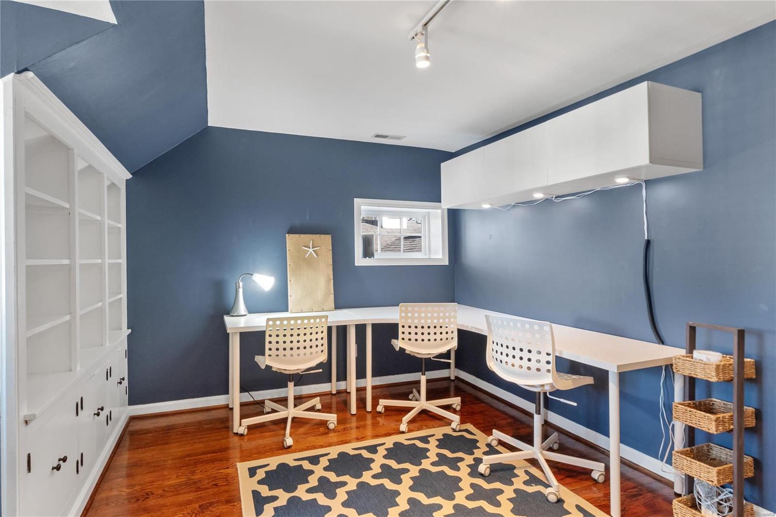 Beverly Woods - Residential