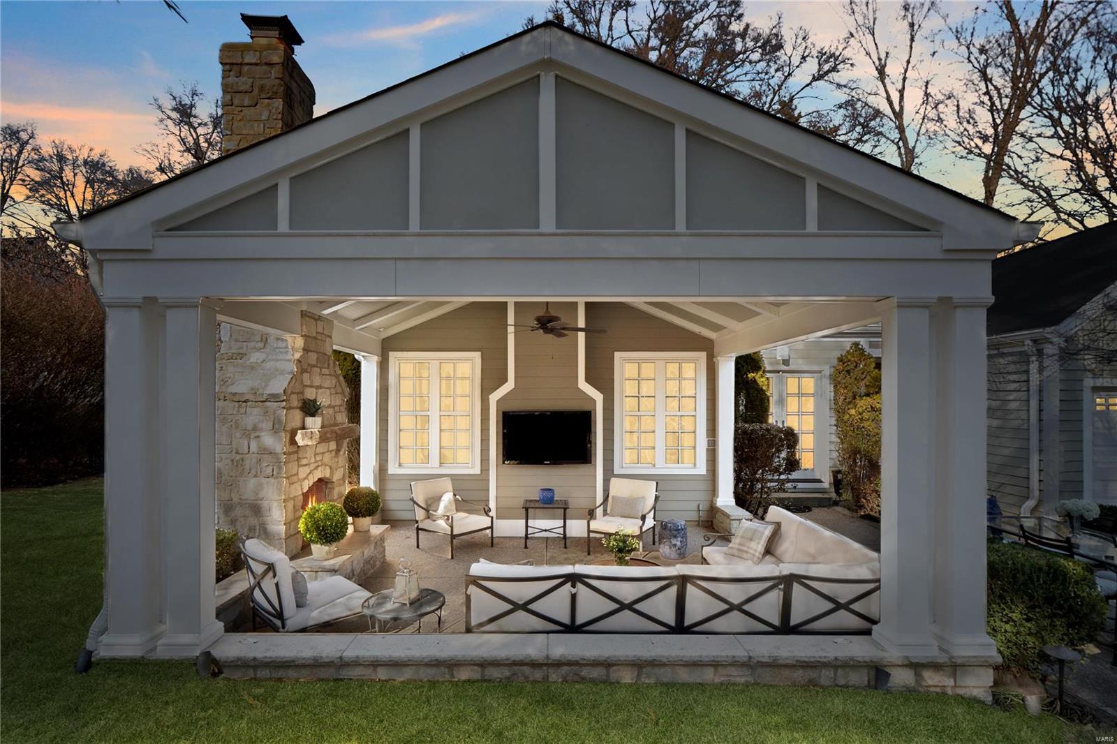 Beverly Woods - Residential