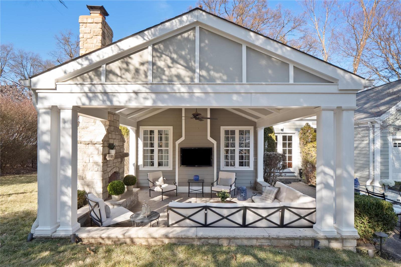 Beverly Woods - Residential