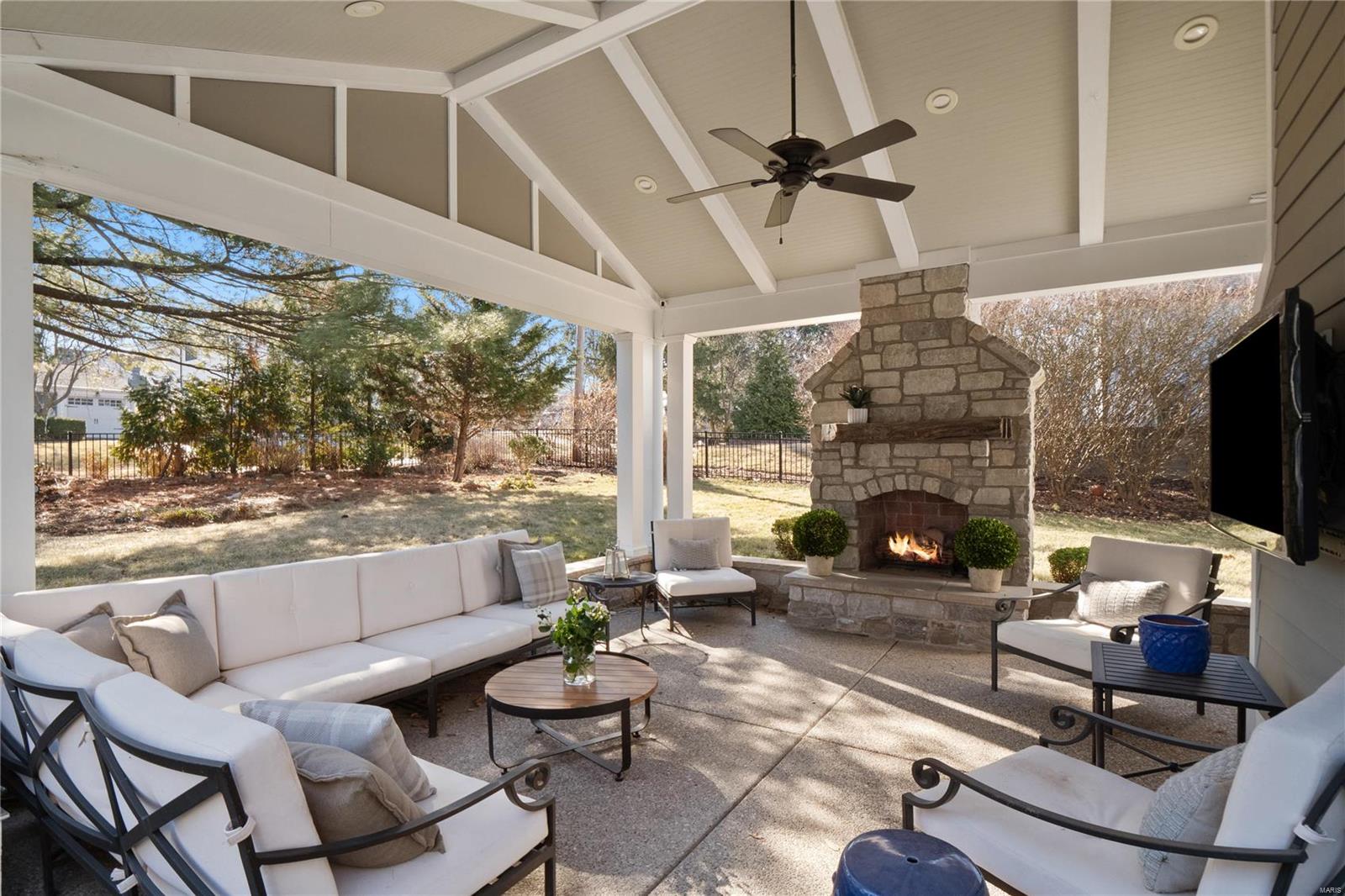 Beverly Woods - Residential