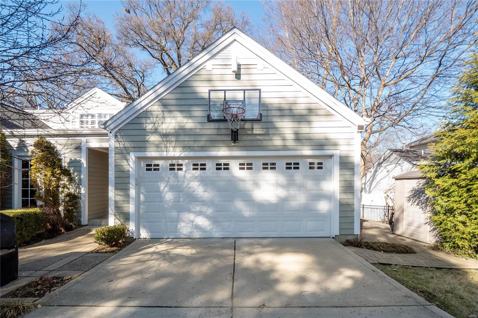 Beverly Woods - Residential