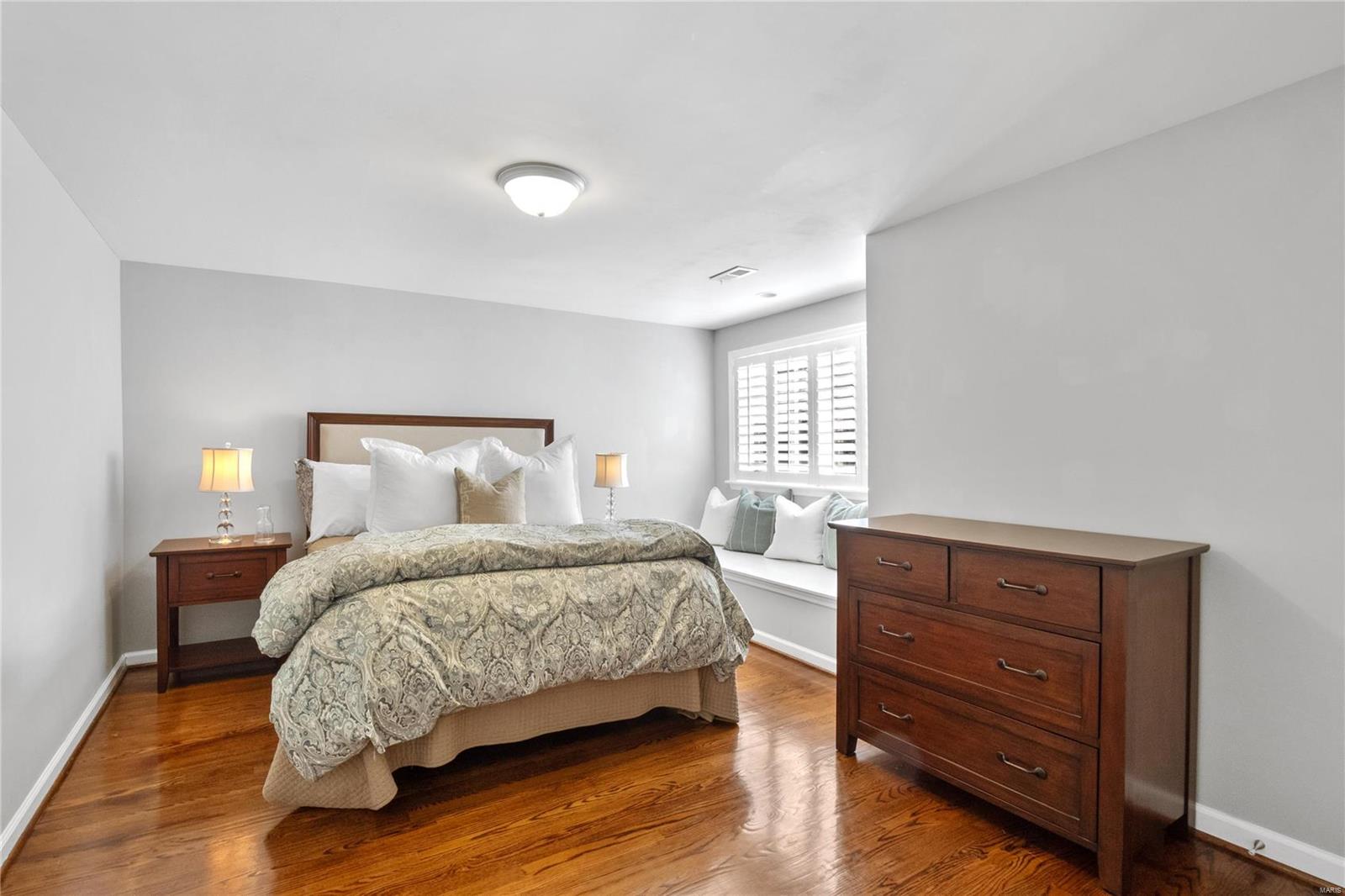 Beverly Woods - Residential