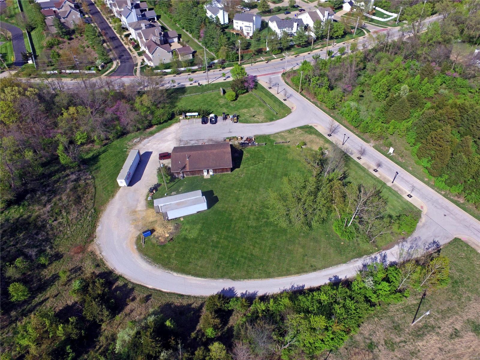 Turkey Track Corner - Commercial Sale