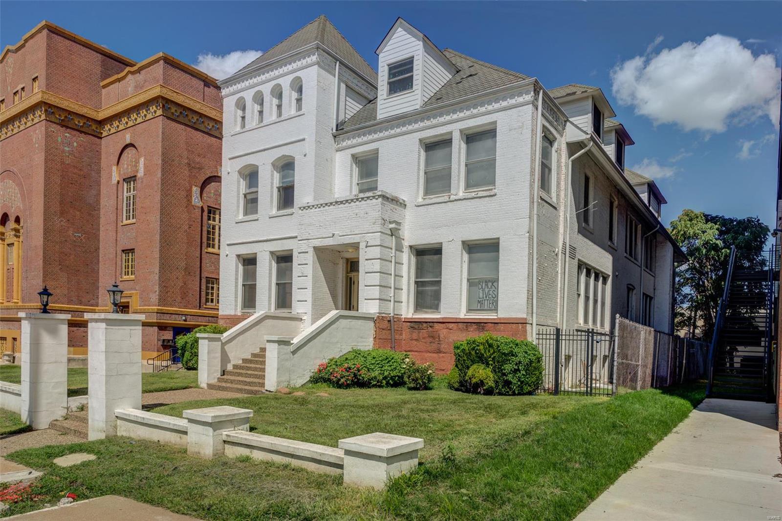 Peter Lindells 2nd Add - Residential Income