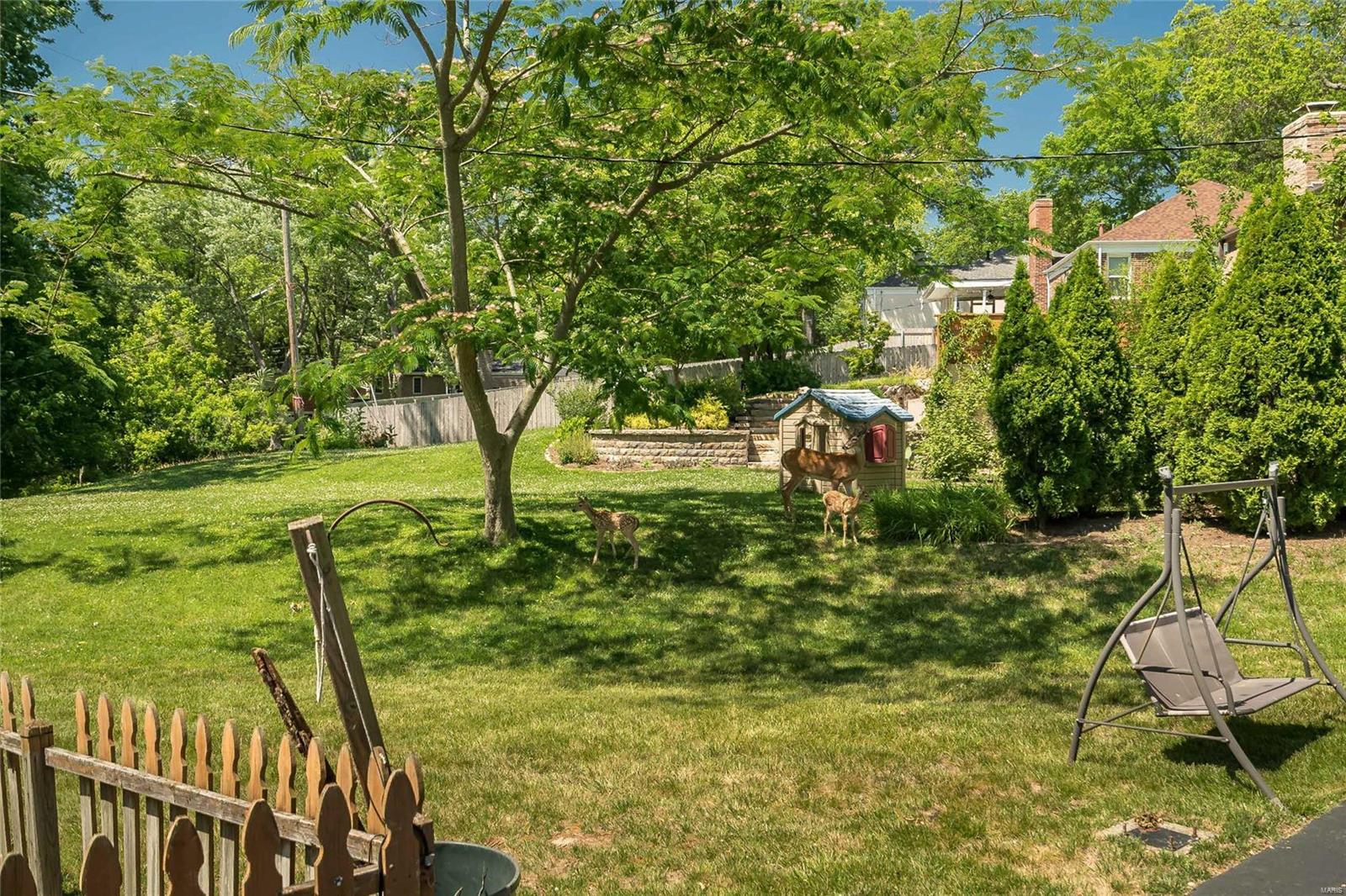 Westbury Manor 6 - Residential