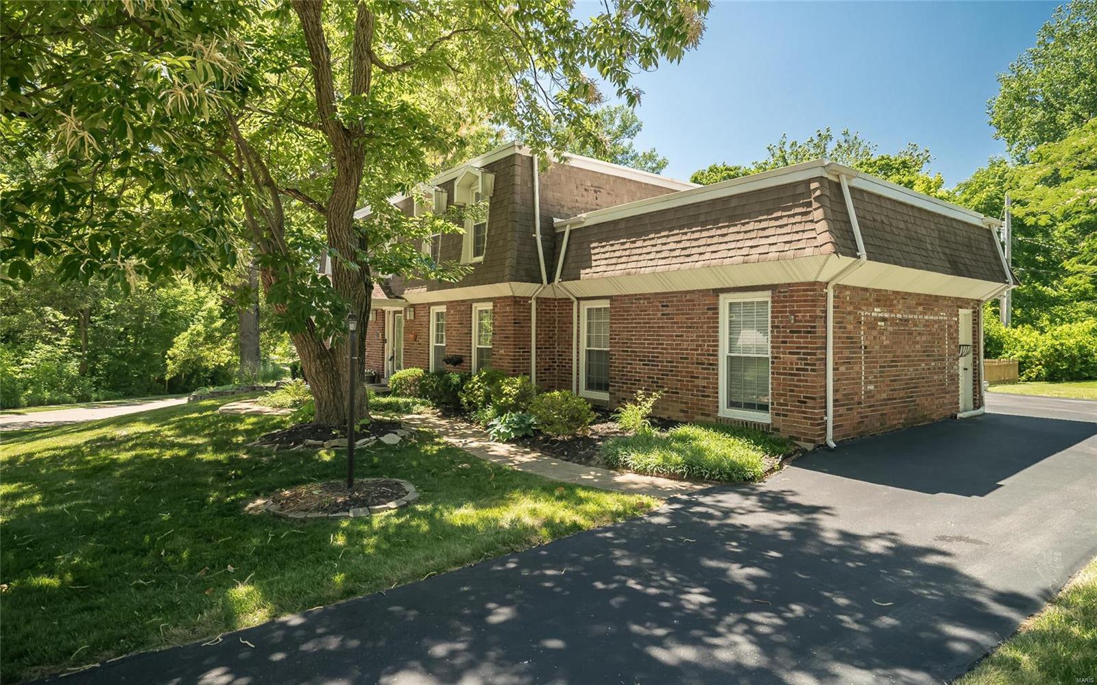 Westbury Manor 6 - Residential