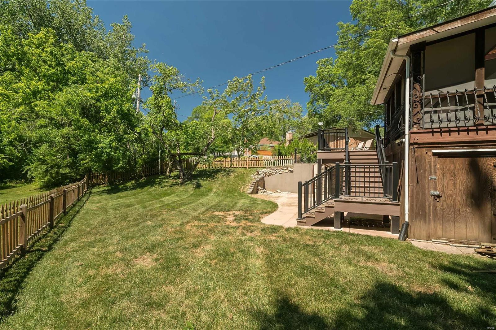 Westbury Manor 6 - Residential