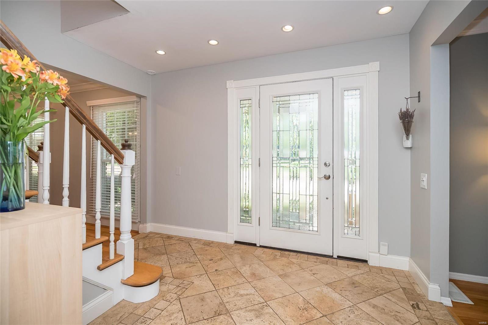 Westbury Manor 6 - Residential