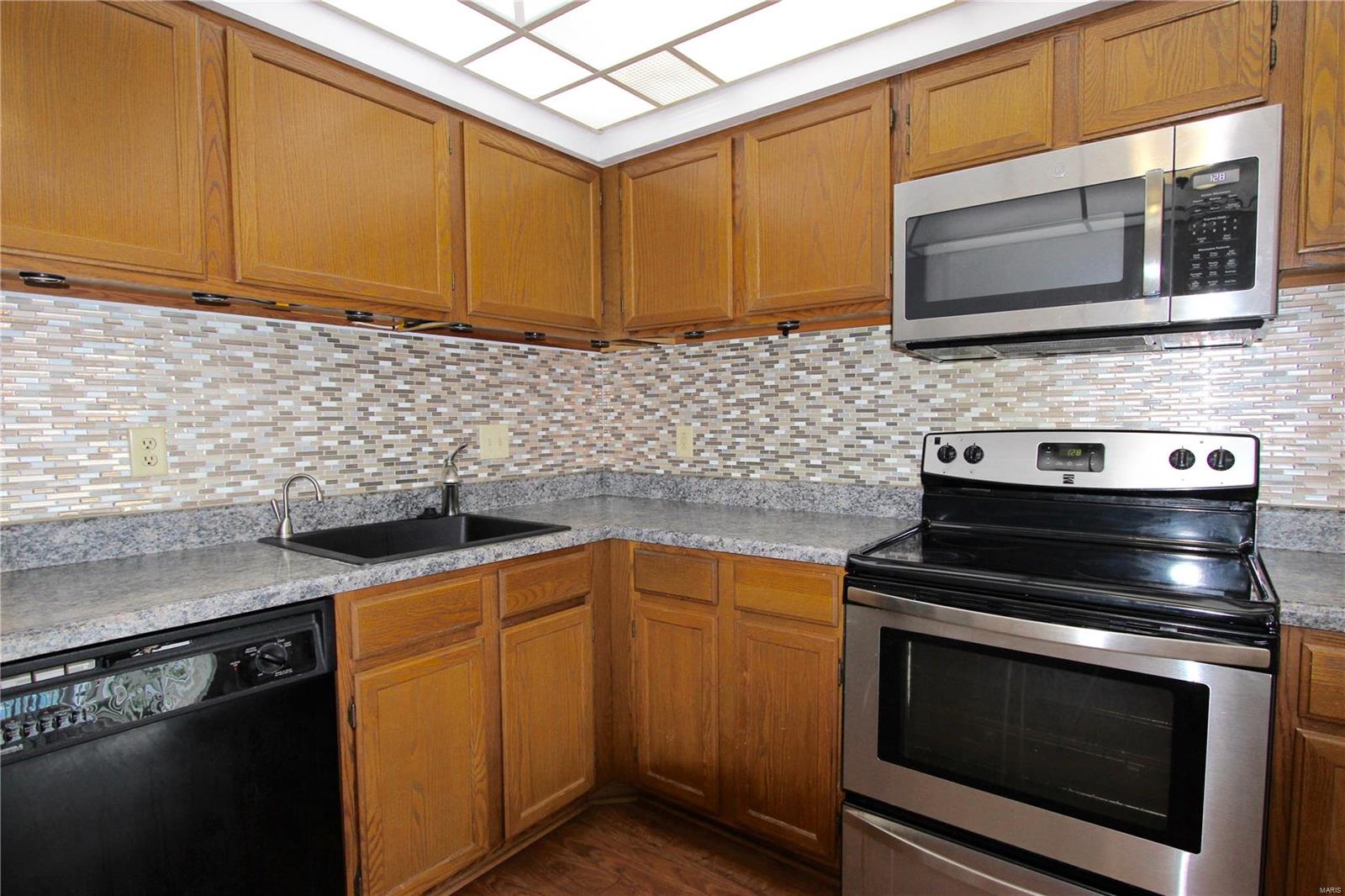 Somerset Place Condominum 3 - Residential