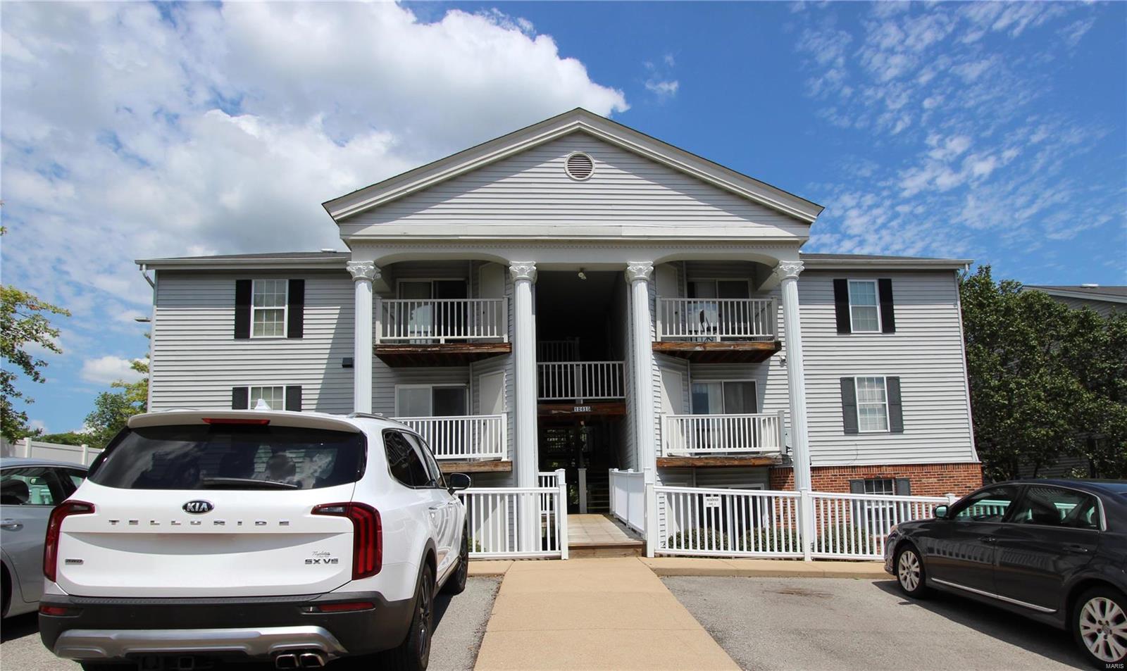 Somerset Place Condominum 3 - Residential