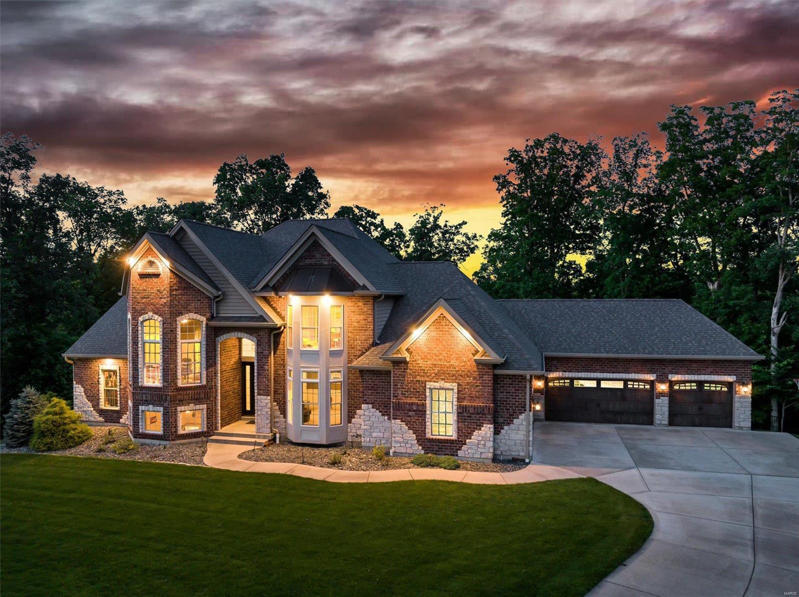 Photo 7 of 96 of 40 Grand Meridien Forest Drive house