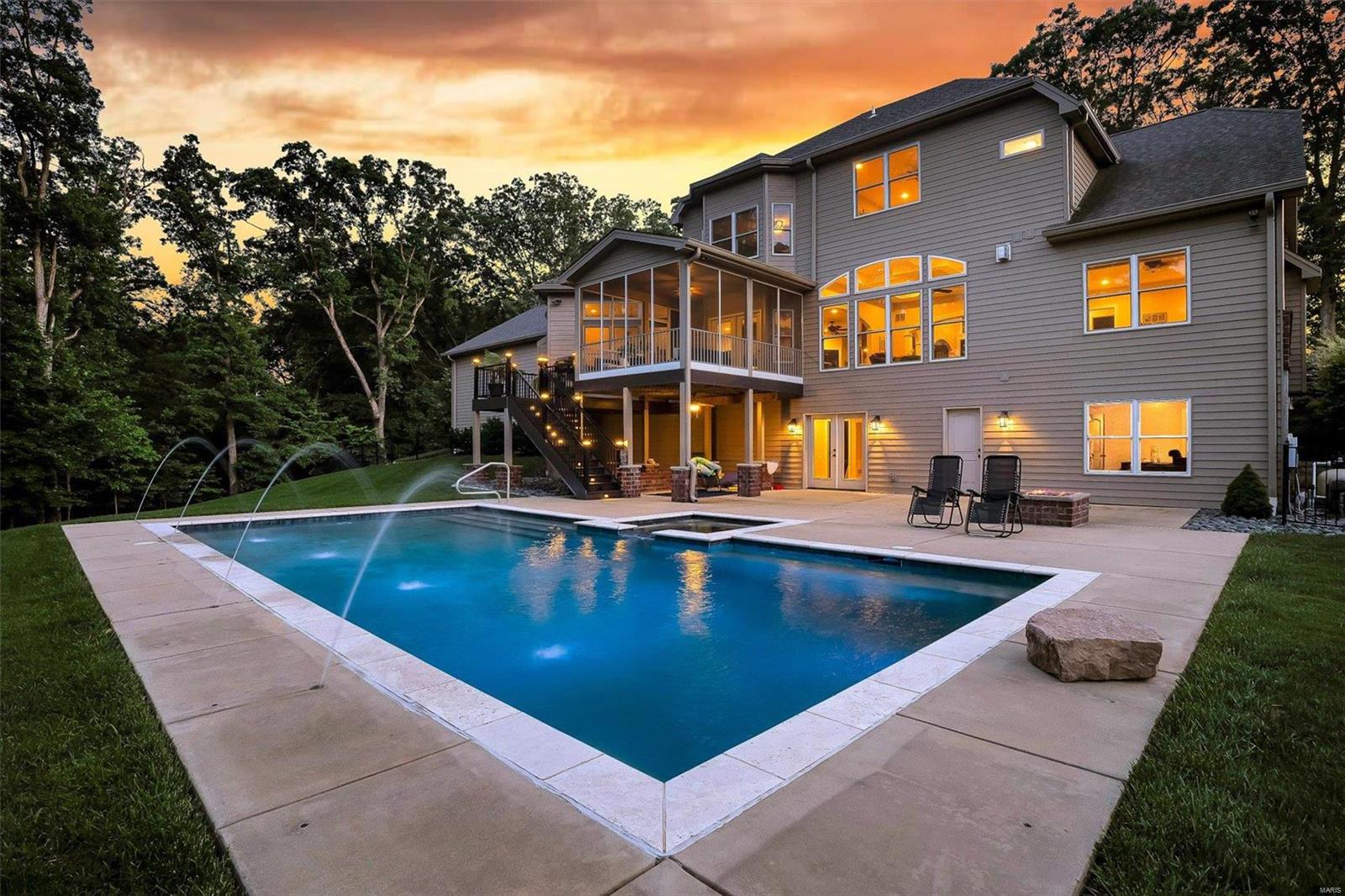 Photo 10 of 96 of 40 Grand Meridien Forest Drive house