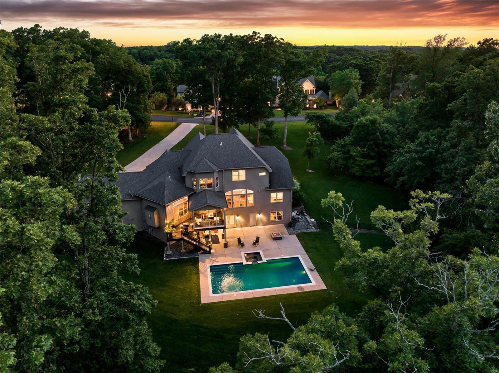 Photo 5 of 96 of 40 Grand Meridien Forest Drive house