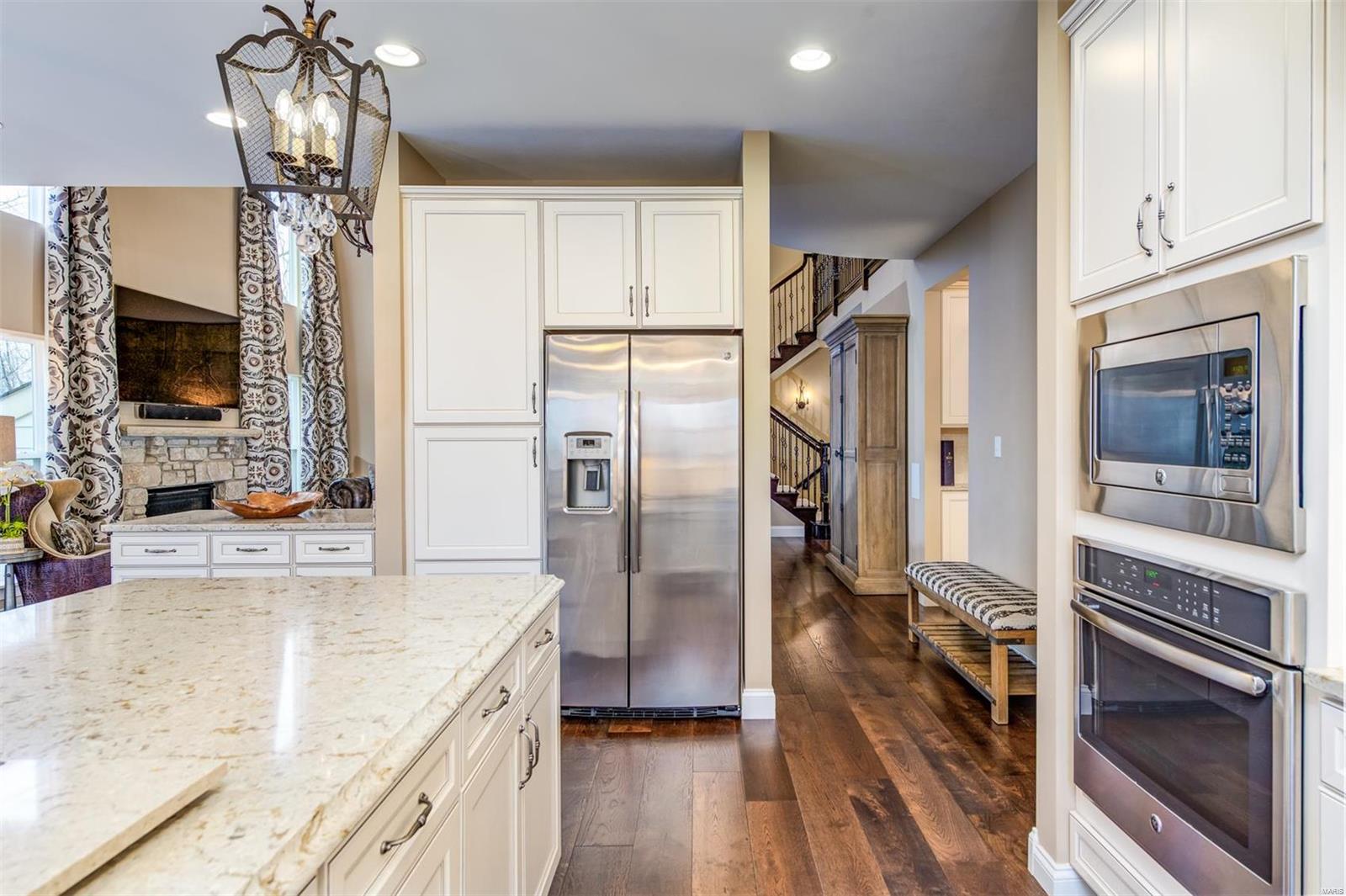 Belle Maison - Residential