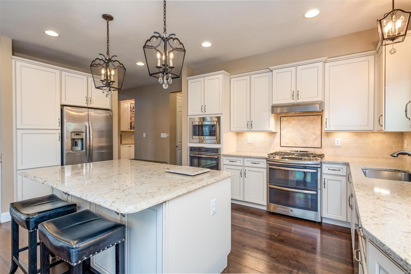 Belle Maison - Residential