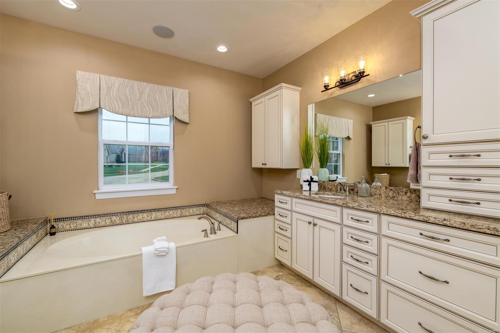 Belle Maison - Residential