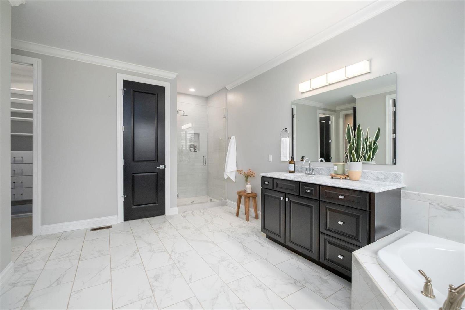 Woods Of Ladue The - Residential