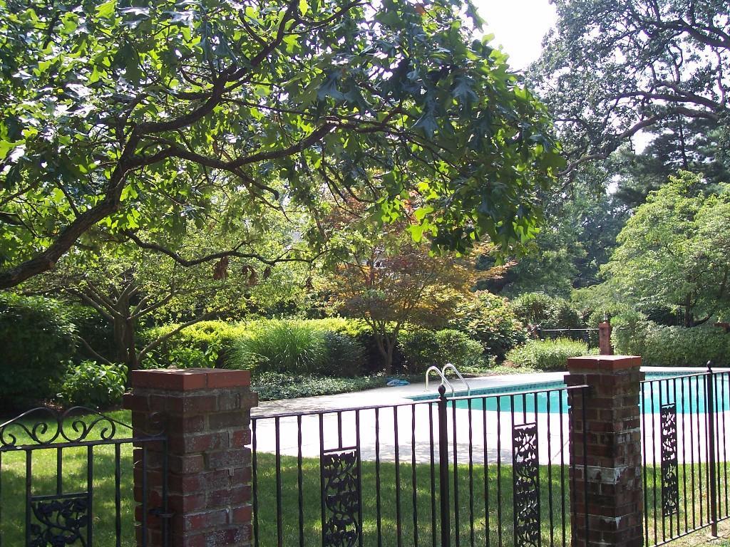 Leffingwells - Residential