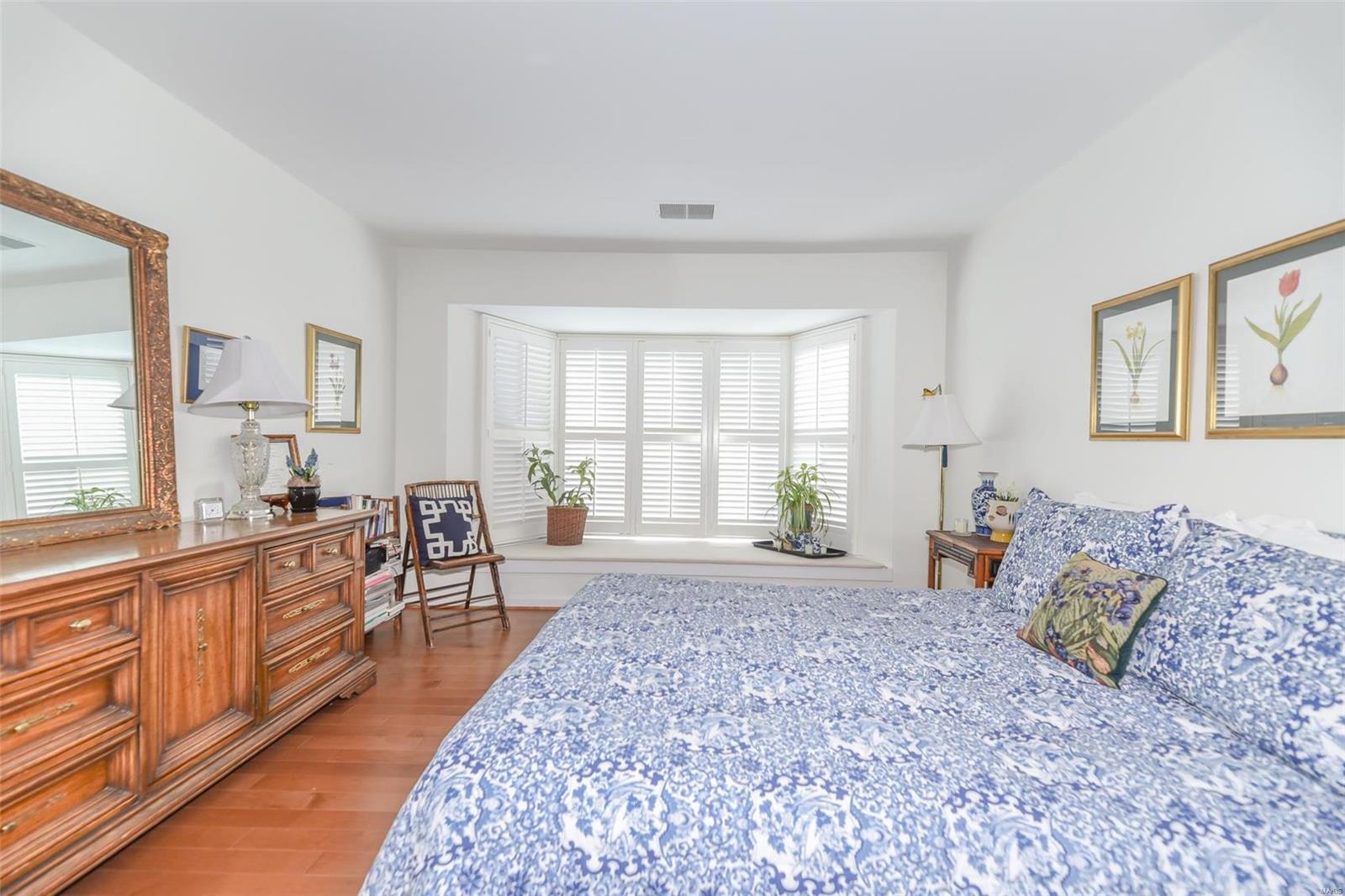 Essex Place Condo - Residential