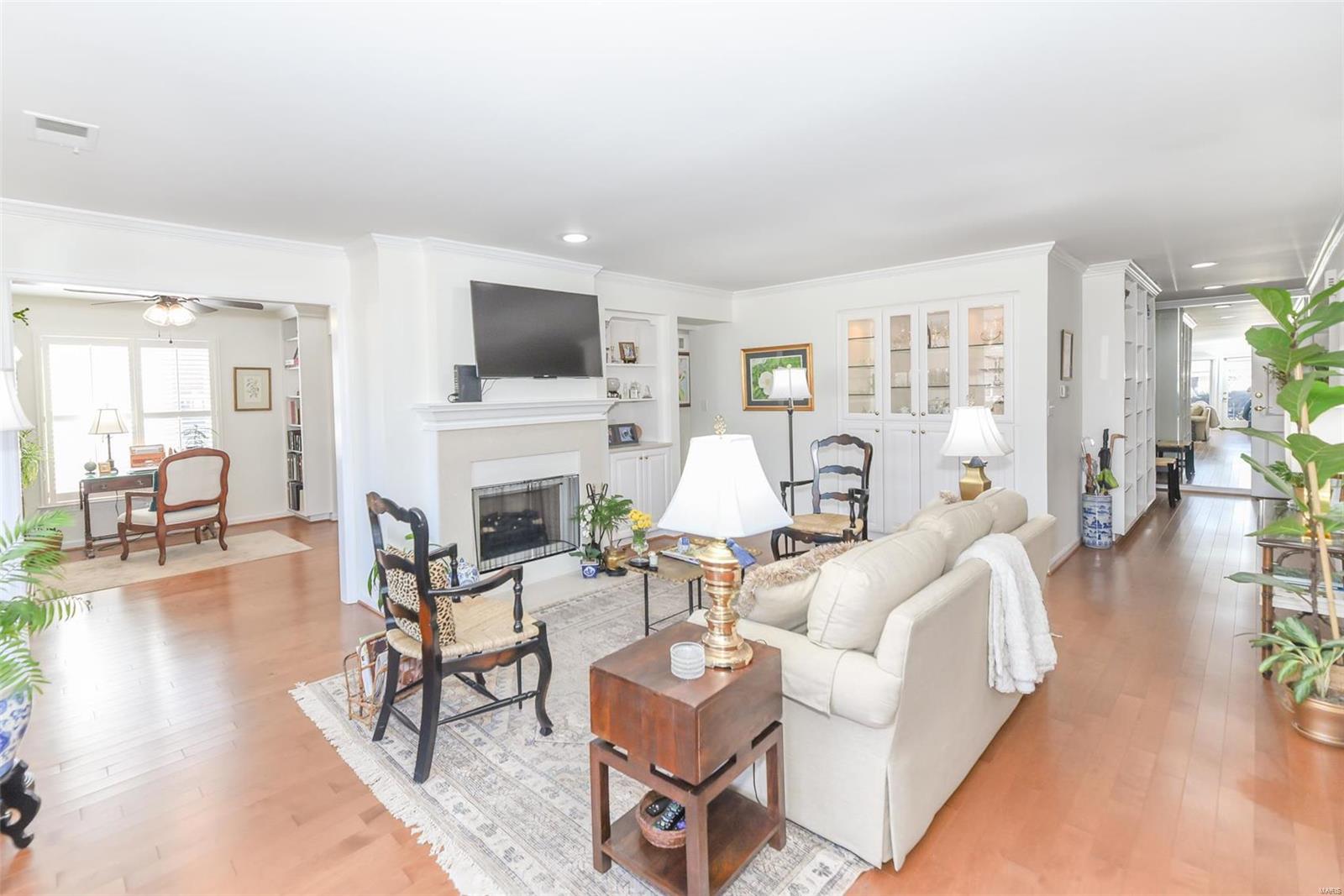 Essex Place Condo - Residential