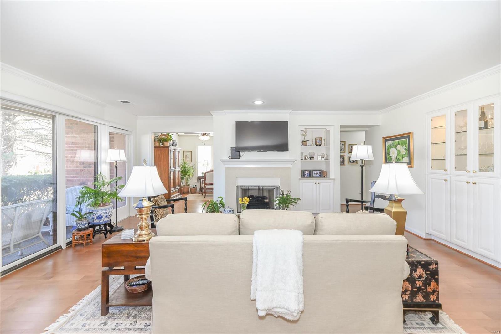 Essex Place Condo - Residential