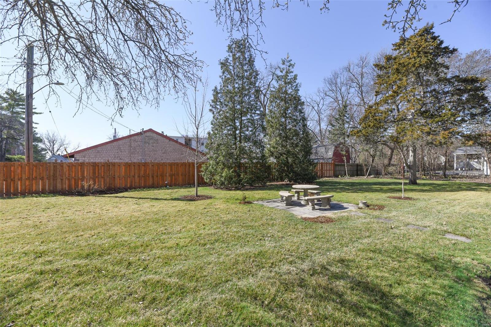 Essex Place Condo - Residential