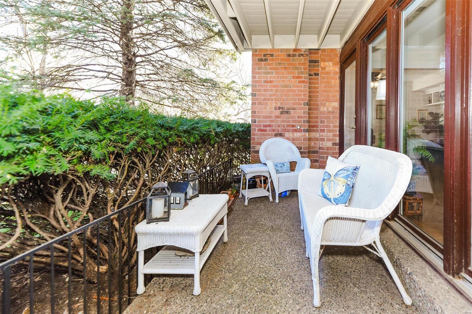 Essex Place Condo - Residential