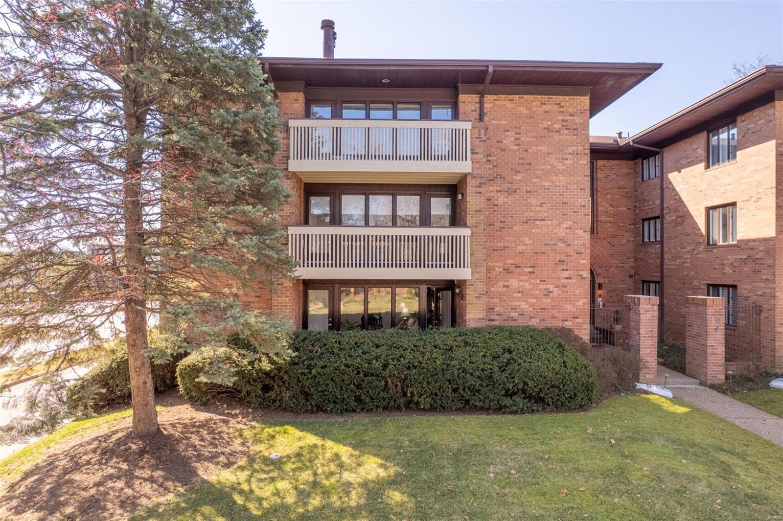 Essex Place Condo - Residential