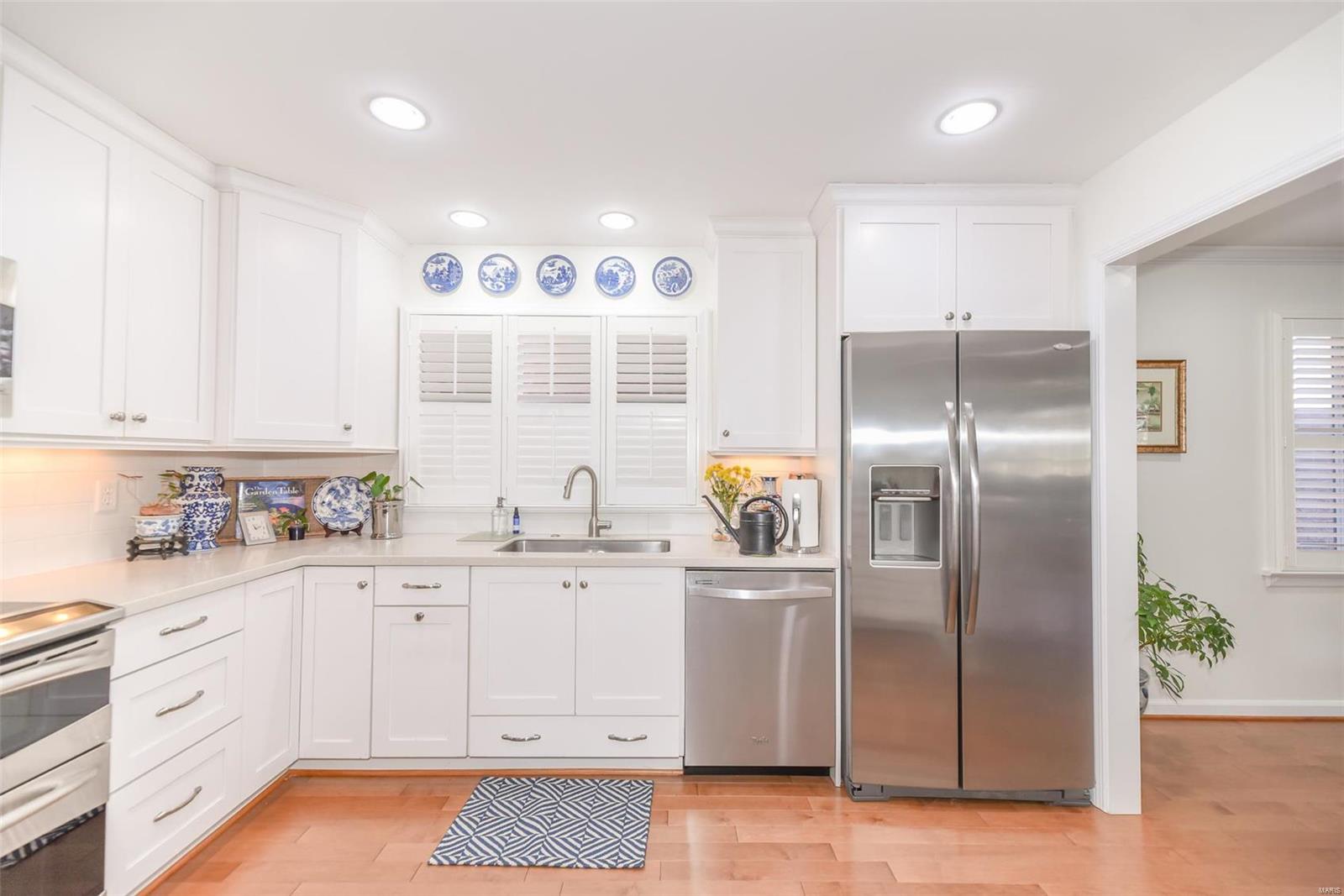 Essex Place Condo - Residential