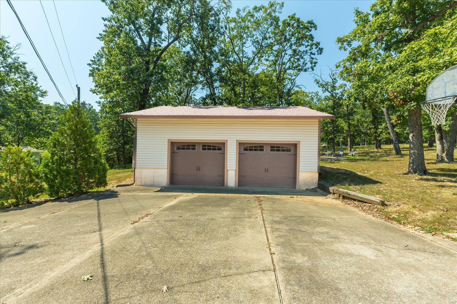 Photo 3 of 63 of 1382 Osage Road house