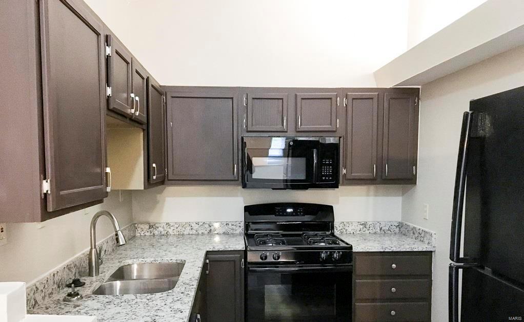 Robinwood 8 - Residential Lease