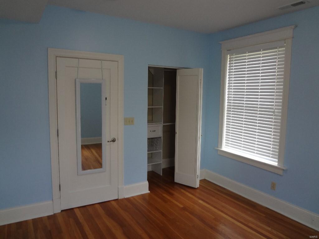 6253 Rosebury Condo - Residential