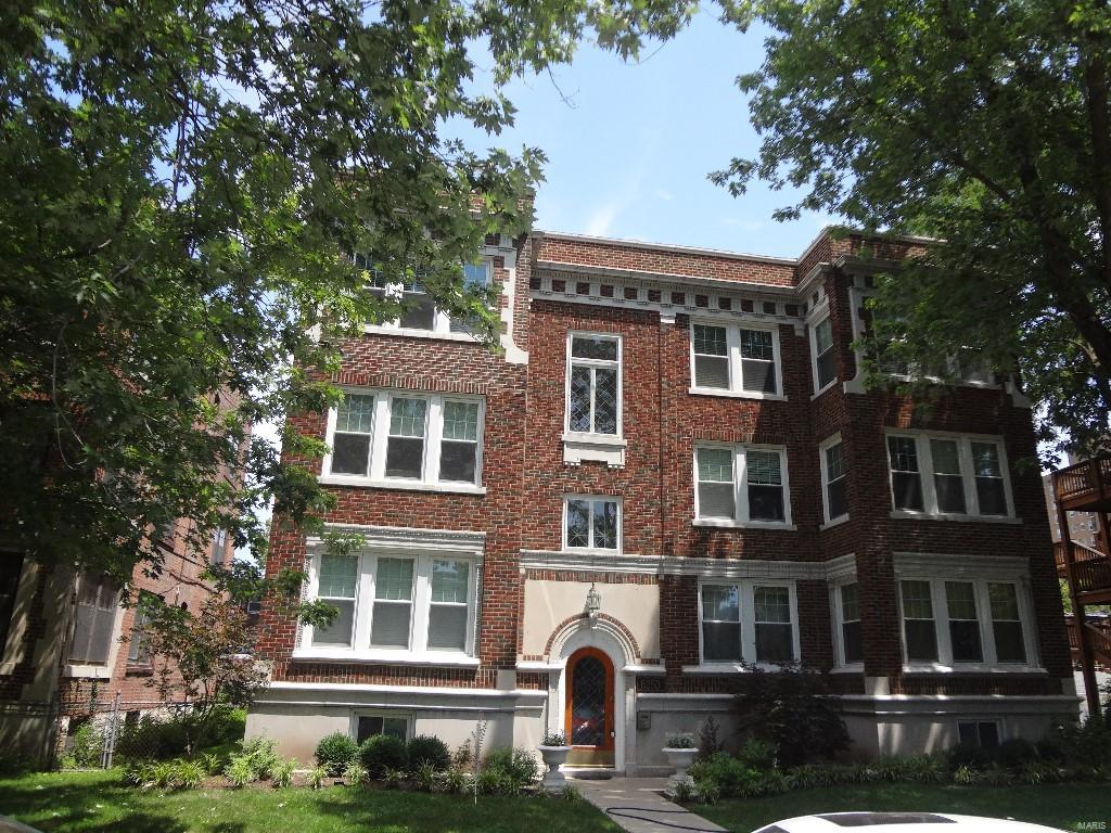 6253 Rosebury Condo - Residential