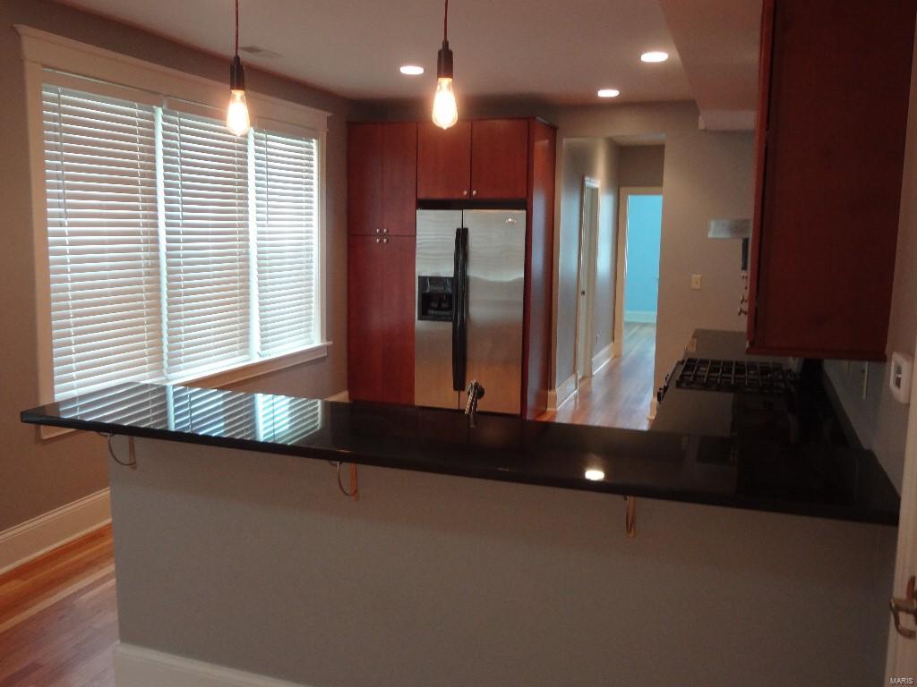 6253 Rosebury Condo - Residential