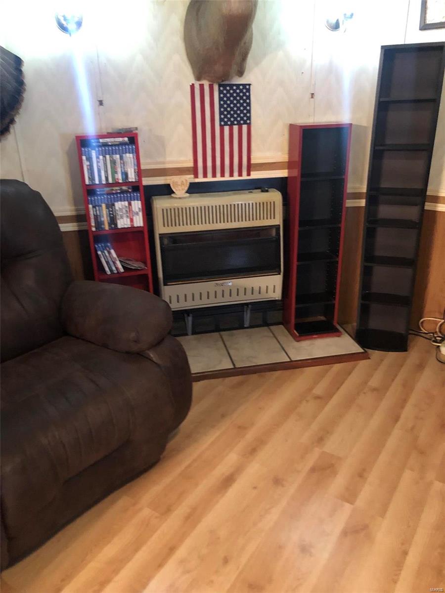 NON SUBDIVISION - Residential