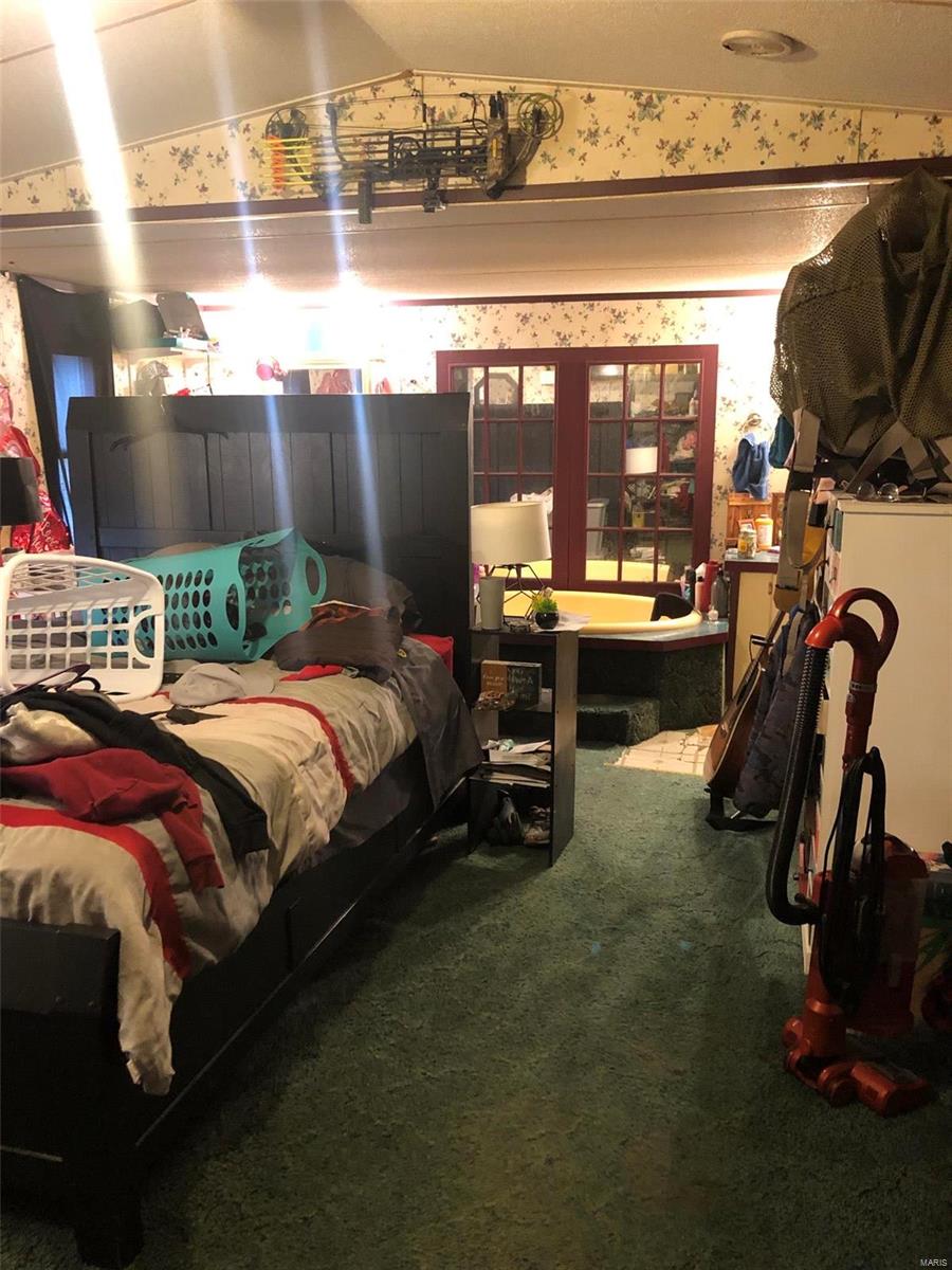 NON SUBDIVISION - Residential