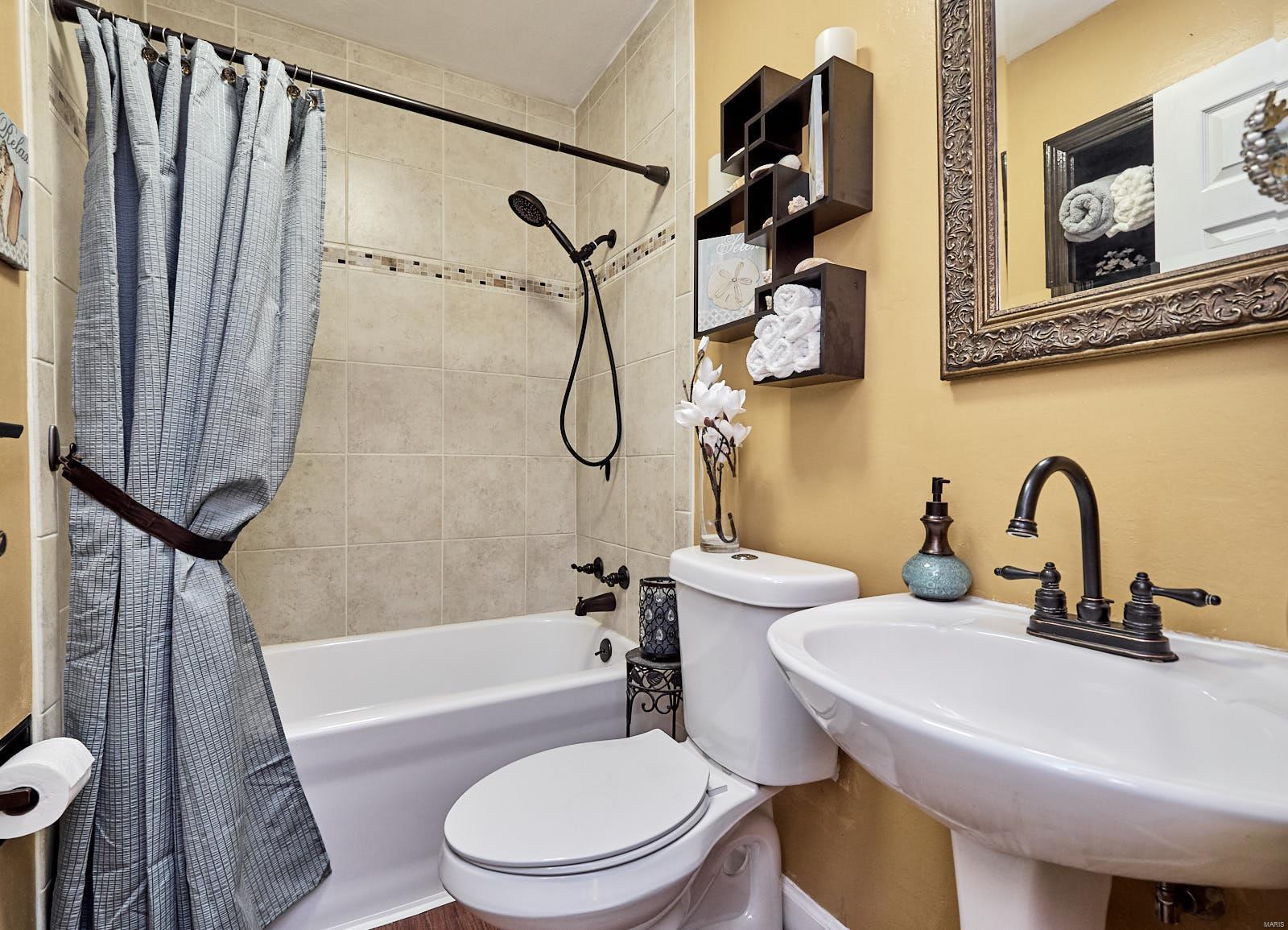 Skyline Ac #1 - Residential