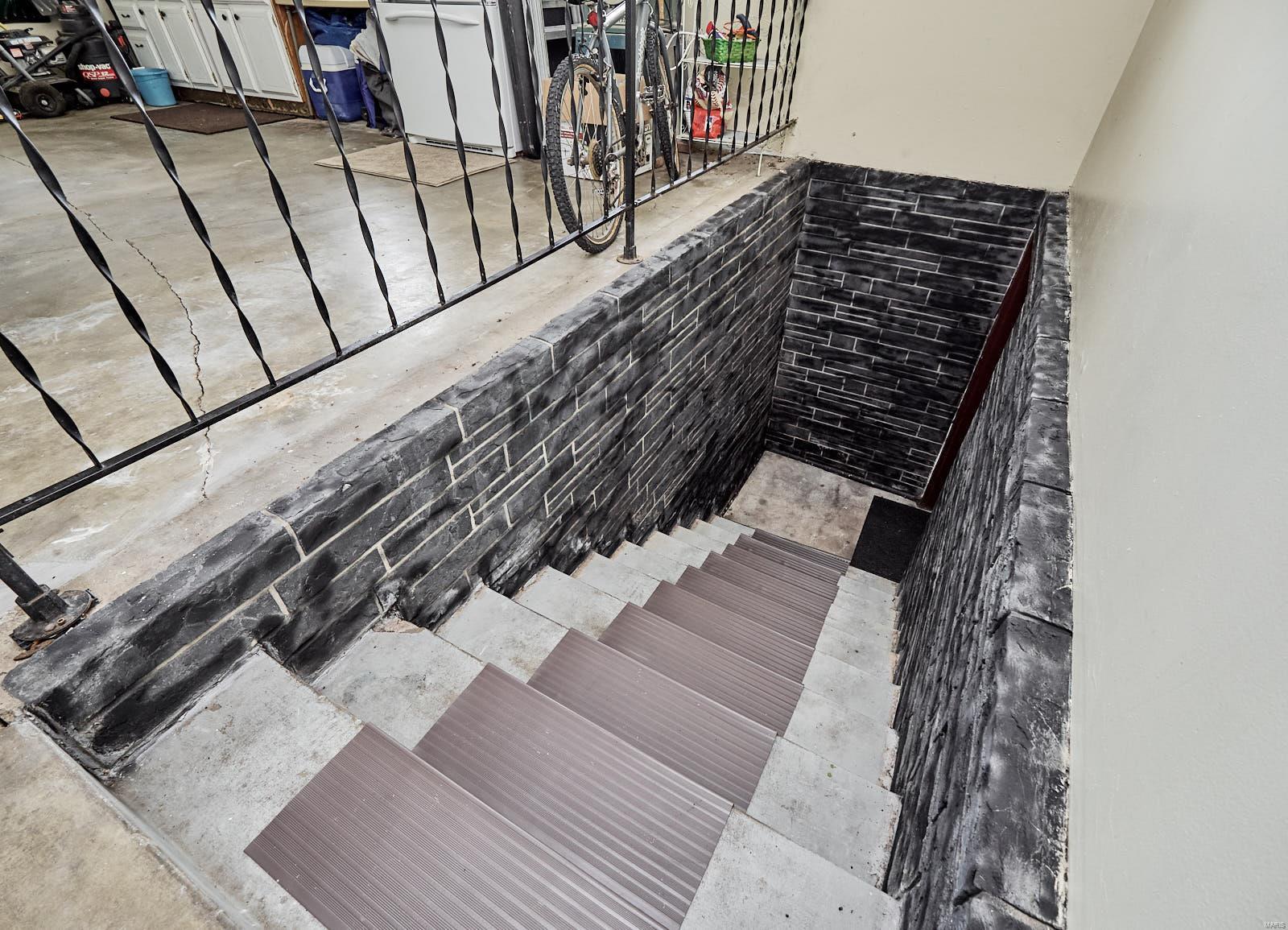 Skyline Ac #1 - Residential