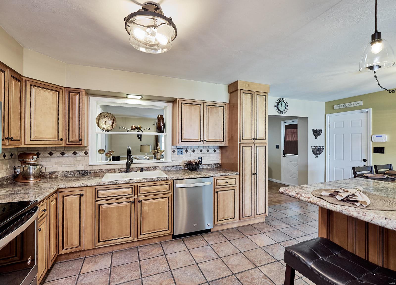 Skyline Ac #1 - Residential